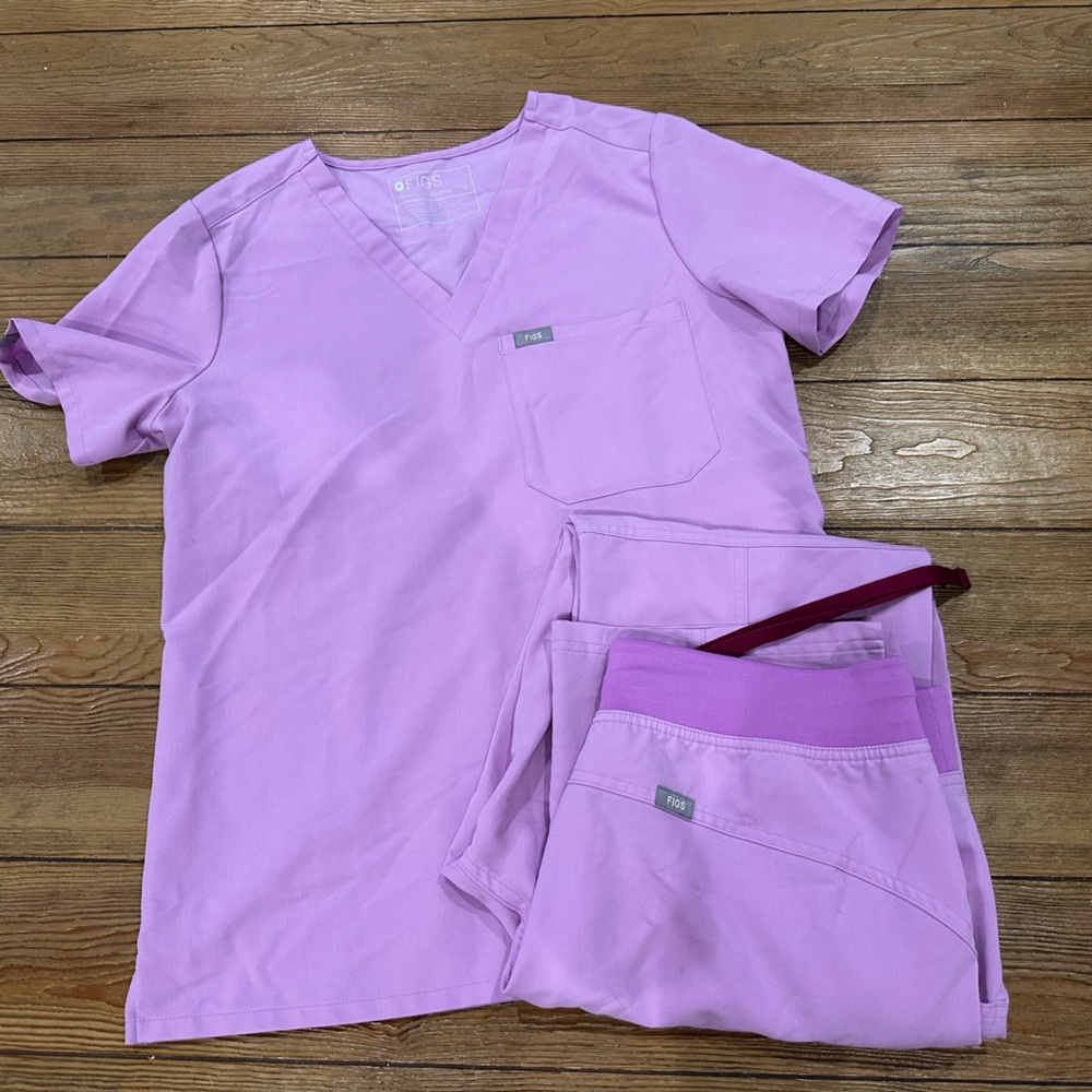 Figs light purple, Dusk color, scrub set